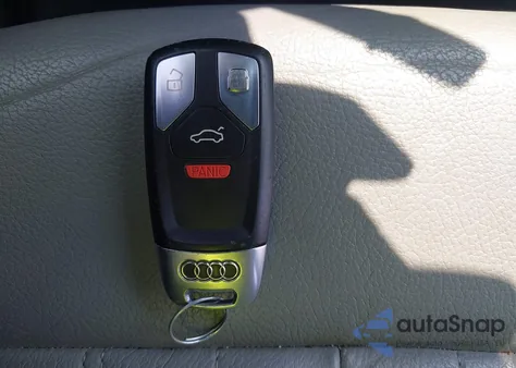 2018 Audi Q5 2.0T Premium/2.0T Tech Premium z USA, uszkodzony, nr VIN WA1BNAFY7J2215775